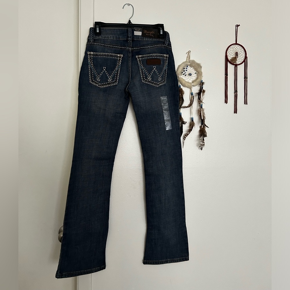 NWT Wrangler “Sadie” low rise size 1/2 X 32